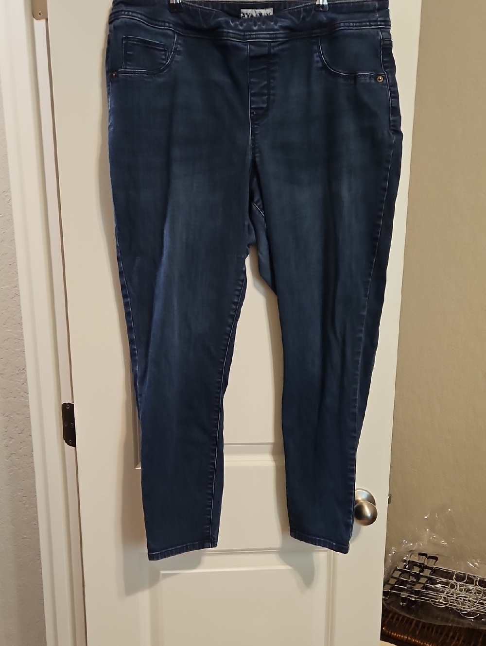 Ava & Viv Indigo Stretch Jeggings